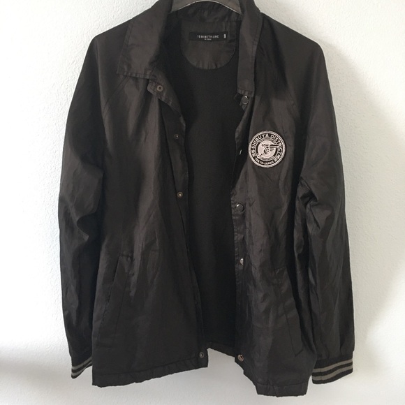 19 Ninety One black windbreaker - Picture 3 of 3